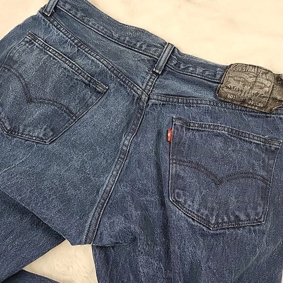 Levis Mens 501 Button Fly Jeans Sz 32x30 Dark Wash 100% Cotton - Picture 9 of 16